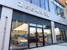 ZEEKR