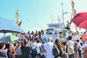 Freedom Flotilla Coalition ship Handala departs for Gaza - Gallipoli