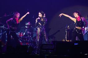 Taiwanese Singer Landy Wen's Concert in Taipei