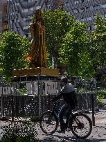 Ten Women Honoured On Rue De La Chapelle - Paris