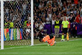 CALCIO - UEFA Campionato Europeo - UEFA Women's EURO 2025 - France vs Germany