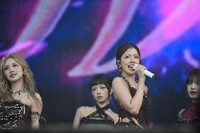 Lollapalooza Festival - Ive performs - Paris