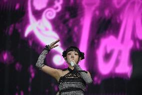 Lollapalooza Festival - Ive performs - Paris