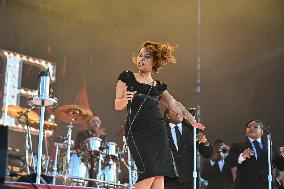 Lollapalooza Festival - Raye - Paris