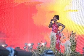Lollapalooza Festival - Tems - Paris