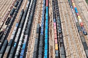 China Railway Freight Volume Increase in H1 2025