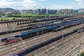 China Railway Freight Volume Increase in H1 2025