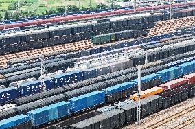 China Railway Freight Volume Increase in H1 2025