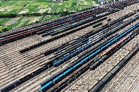 China Railway Freight Volume Increase in H1 2025