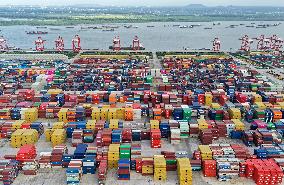 China Nanjing Longtan Port