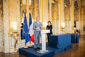 Rachida Dati At Signing Ceremony To Create Notre Dame Cathedral Digital Twin - Paris