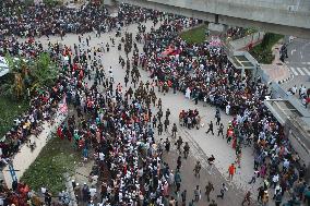 Air Force Training Jet Crash On School Campus - Dhaka