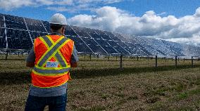 Robert-A.-Boyd Solar Power Plant - Canada