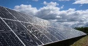 Robert-A.-Boyd Solar Power Plant - Canada
