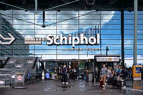 Busiest Travel Day At Schiphol Airport - Amsterdam