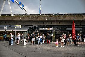 Busiest Travel Day At Schiphol Airport - Amsterdam