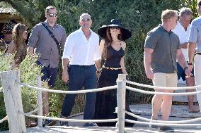 Jeff Bezos And Wife Lauren Sanchez At Club 55 - Saint Tropez