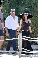 Jeff Bezos And Wife Lauren Sanchez At Club 55 - Saint Tropez