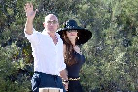 Jeff Bezos And Wife Lauren Sanchez At Club 55 - Saint Tropez