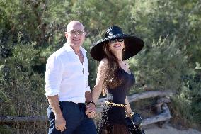 Jeff Bezos And Wife Lauren Sanchez At Club 55 - Saint Tropez