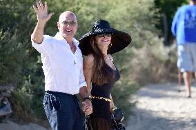 Jeff Bezos And Wife Lauren Sanchez At Club 55 - Saint Tropez
