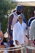 Lebron James And Wife At Club 55 - Saint-Tropez
