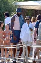 Lebron James And Wife At Club 55 - Saint-Tropez