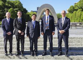 Nobel committee chair in Hiroshima