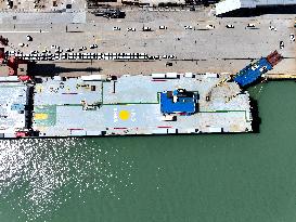 China Lianyungang Port Export Vehicles