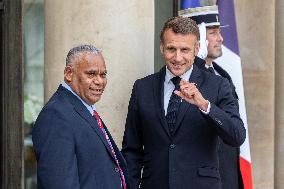 Jotham Napat Received At Elysee - Paris NB