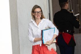 Weekly Cabinet Meeting - Paris NB