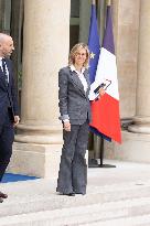 Weekly Cabinet Meeting - Paris NB