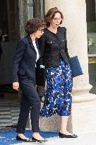 Weekly Cabinet Meeting - Paris NB