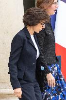 Weekly Cabinet Meeting - Paris NB