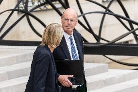 Weekly Cabinet Meeting - Paris NB