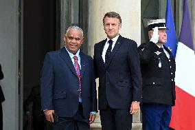 Jotham Napat Received At Elysee - Paris