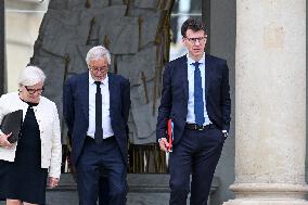 Cabinet Meeting Concludes at Elysee Palace - Paris