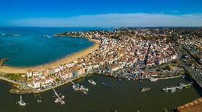 Illustration - St Jean De Luz