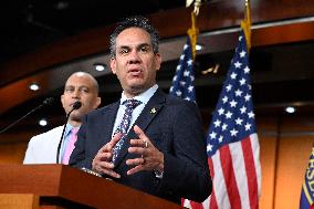 US House Democratic Leadership Press Conference