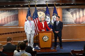 US House Democratic Leadership Press Conference