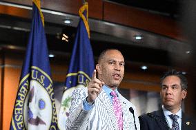 US House Democratic Leadership Press Conference