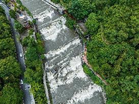 Xiangshuitan Waterfall
