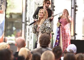 Jessica Simpson Performs At Today Show - NYC