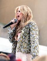 Jessica Simpson Performs At Today Show - NYC