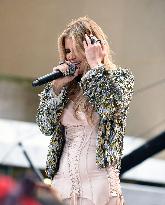 Jessica Simpson Performs At Today Show - NYC