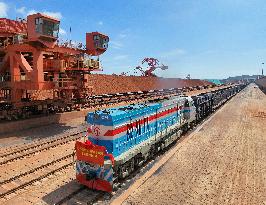 Bauxite Sea-rail Intermodal Train