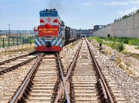 Bauxite Sea-rail Intermodal Train
