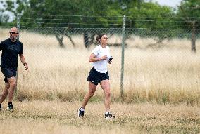 CROWN PRINCESS VICTORIA JOGGING