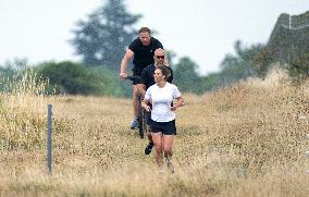 CROWN PRINCESS VICTORIA JOGGING