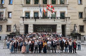 200+ Mayors Rally in Bilbao Against Basque Language Ruling - Spain